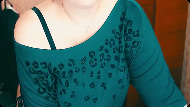 Snapshot of AlisaHot55 chatting on December 15, 2025, 11:38 am AlisaHot55 online show from December 15, 2025, 11:38 am