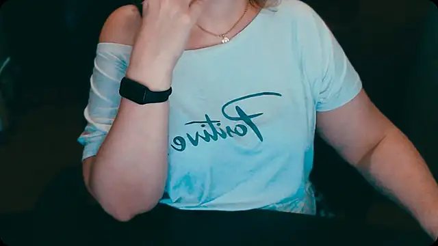 Snapshot of AlisaHot55 chatting on November 21, 2025, 12:04 pm AlisaHot55 online show from November 21, 2025, 12:04 pm