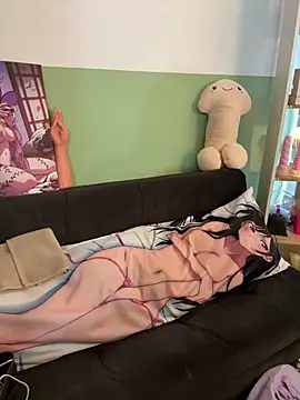 lilly sweett online show from January 18, 2026, 9:40 pm