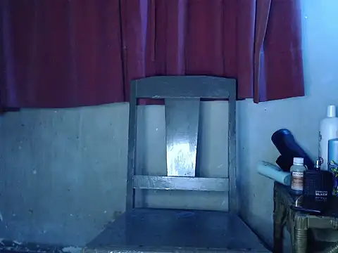 Snapshot of Latinopervs chatting on November 2, 2025, 7:02 am Latinopervs online show from November 2, 2025, 7:02 am