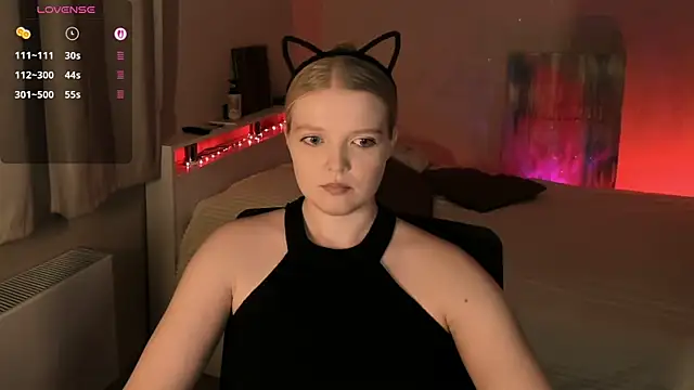 Snapshot of Ssweet_annie chatting on June 16, 2026, 7:14 pm Ssweet annie online show from June 16, 2026, 7:14 pm