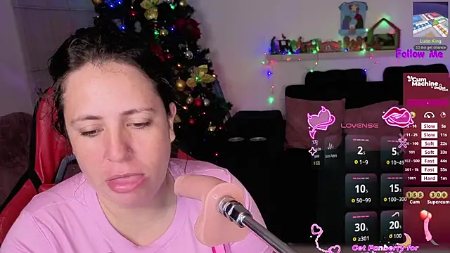 Snapshot of valery_adams1 chatting on December 5, 2025, 4:00 am valery adams1 online show from December 5, 2025, 4:00 am