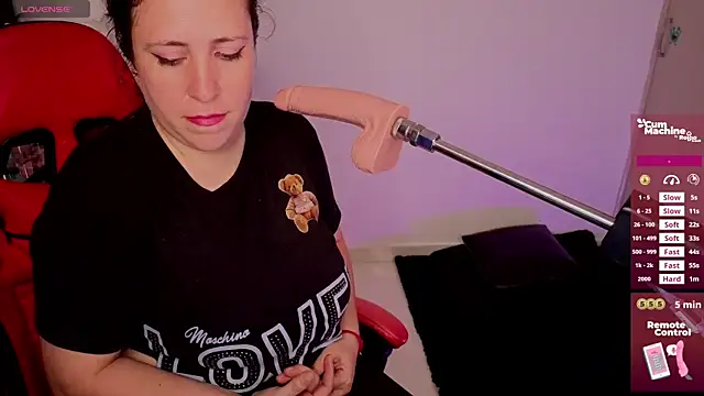 valery adams1 online show from April 17, 2026, 2:47 am