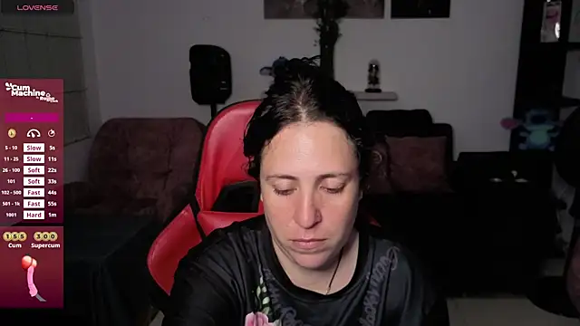 Snapshot of valery_adams1 chatting on November 7, 2025, 4:28 am valery adams1 online show from November 7, 2025, 4:28 am