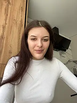 Snapshot of little_belucci chatting on March 22, 2025, 9:24 am little belucci online show from March 22, 2025, 9:24 am