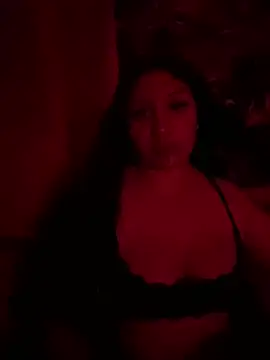 Snapshot of Sxyniaaa chatting on December 7, 2024, 5:21 am Sxyniaaa online show from December 7, 2024, 5:21 am