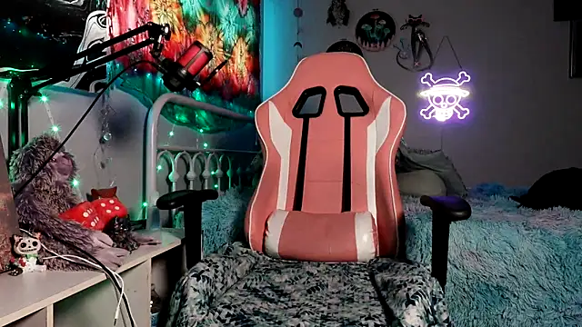 Snapshot of baebaeblueXXX chatting on December 18, 2025, 7:50 pm baebaeblueXXX online show from December 18, 2025, 7:50 pm