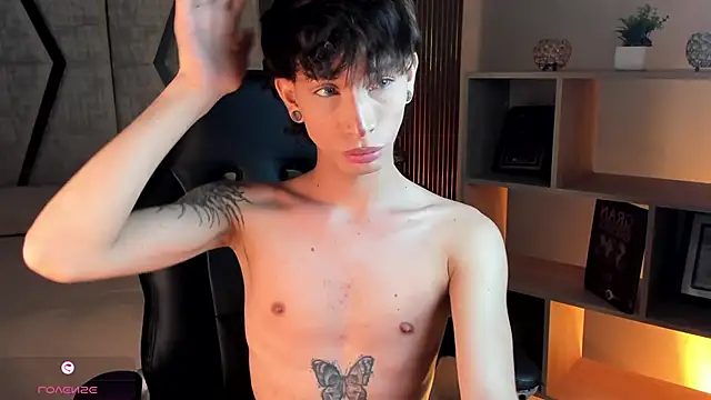 AndyWiilliams online show from April 5, 2026, 8:59 pm