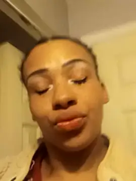 Snapshot of goddessnathalie1 chatting on December 16, 2025, 11:31 pm goddessnathalie1 online show from December 16, 2025, 11:31 pm