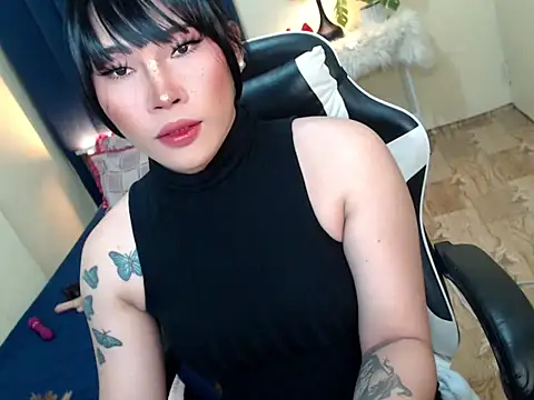 Snapshot of Ur_Fantastic_Lina chatting on September 21, 2025, 3:28 pm Ur Fantastic Lina online show from September 21, 2025, 3:28 pm