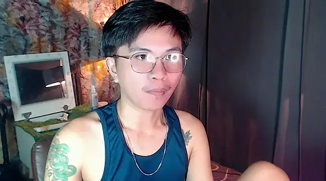 Sexy Handsome Drex online show from February 13, 2025, 8:38 am