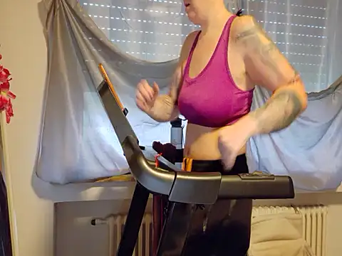 wetgerman 2 online show from April 10, 2026, 8:10 am