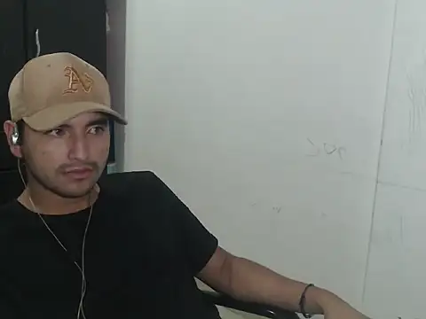 kylian 07 online show from November 13, 2025, 2:15 am