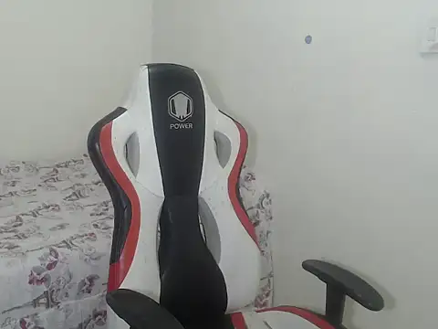 kylian 07 online show from March 26, 2026, 3:38 am