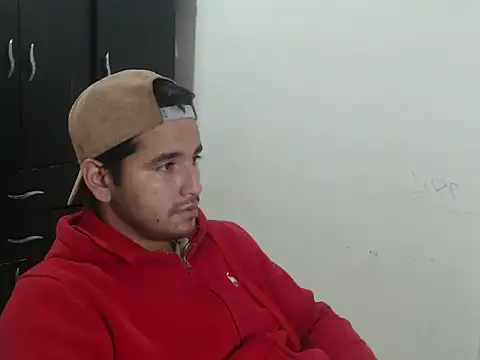 kylian 07 online show from November 18, 2025, 1:21 am