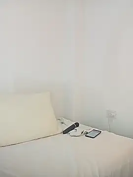 Snapshot of AgathaPember chatting on November 21, 2025, 11:04 pm AgathaPember online show from November 21, 2025, 11:04 pm