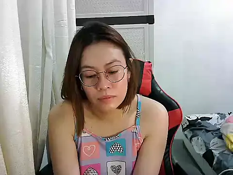 Snapshot of crizzybel chatting on March 8, 2025, 3:13 pm crizzybel online show from March 8, 2025, 3:13 pm
