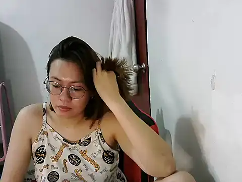 Snapshot of crizzybel chatting on March 3, 2025, 3:38 am crizzybel online show from March 3, 2025, 3:38 am