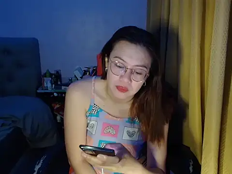crizzybel online show from June 1, 2026, 5:34 pm
