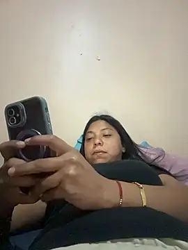 Leylafourniert online show from March 26, 2026, 2:59 pm