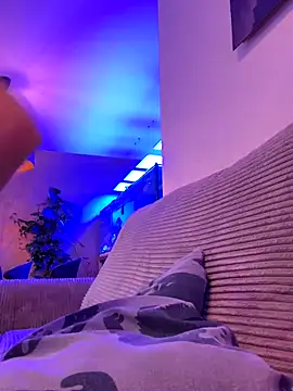 Snapshot of newMichelle chatting on October 28, 2025, 7:18 am newMichelle online show from October 28, 2025, 7:18 am