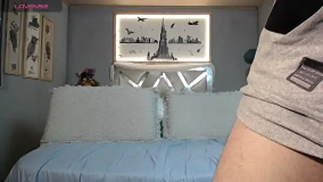 Danny hot fun online show from April 18, 2026, 7:44 am