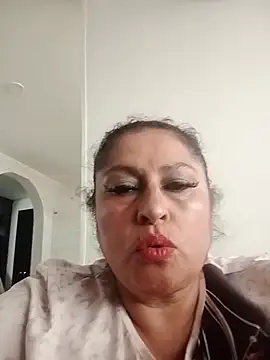 Keyla01  online show from June 26, 2026, 6:25 pm