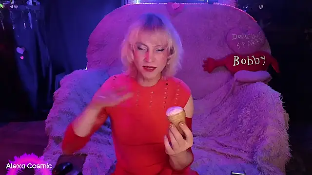 Snapshot of Alexa_Cosmic chatting on May 1, 2026, 1:10 am Alexa Cosmic online show from May 1, 2026, 1:10 am