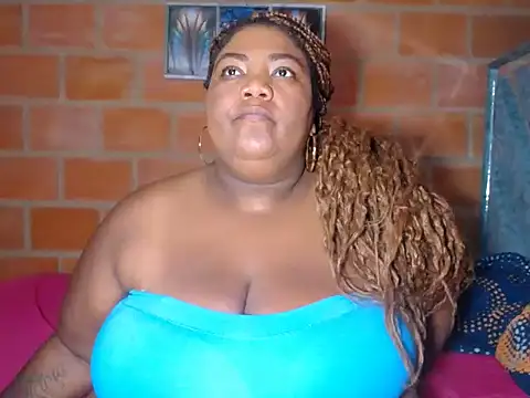 bustyboobsxxll online show from February 6, 2026, 2:35 pm