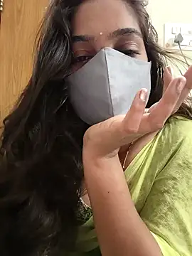 Snapshot of yoursana- chatting on November 23, 2025, 5:23 pm yoursana- online show from November 23, 2025, 5:23 pm