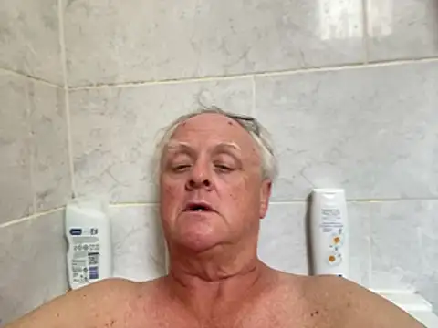 Snapshot of bigbadjon69 chatting on July 18, 2026, 12:25 pm bigbadjon69 online show from July 18, 2026, 12:25 pm