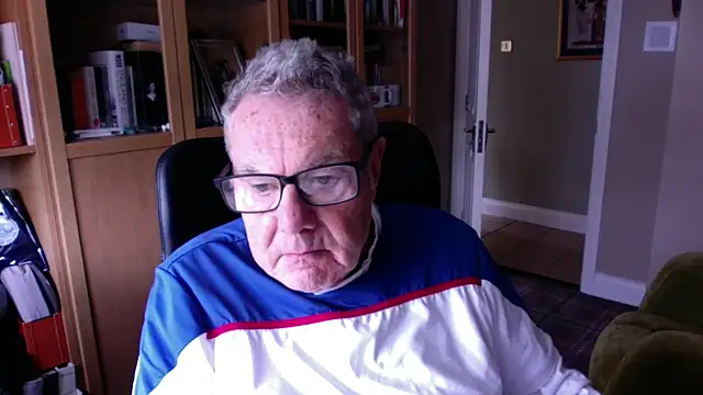 Snapshot of Oldpistolpete chatting on March 18, 2025, 9:56 am Oldpistolpete online show from March 18, 2025, 9:56 am