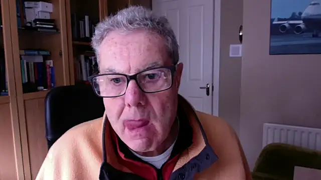 Snapshot of Oldpistolpete chatting on January 12, 2025, 3:25 pm Oldpistolpete online show from January 12, 2025, 3:25 pm