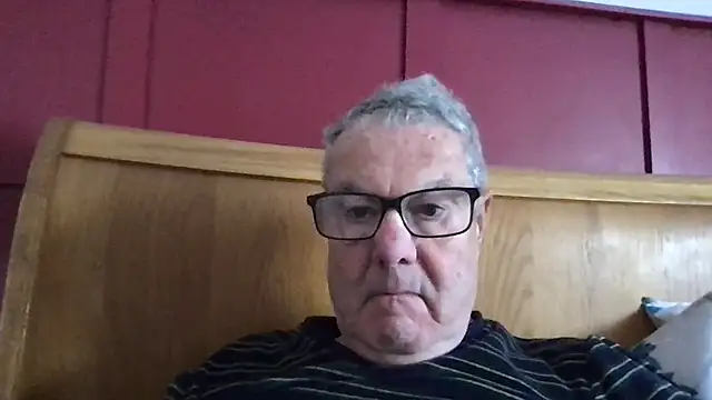 Snapshot of Oldpistolpete chatting on March 19, 2025, 9:28 am Oldpistolpete online show from March 19, 2025, 9:28 am