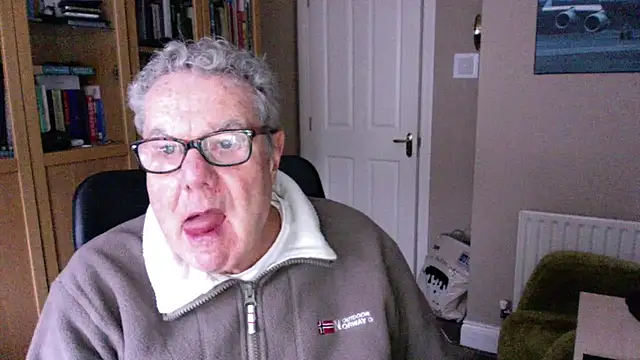 Snapshot of Oldpistolpete chatting on January 5, 2025, 1:26 pm Oldpistolpete online show from January 5, 2025, 1:26 pm