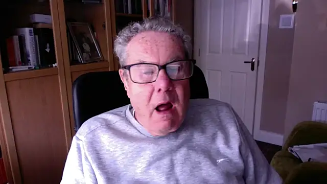 Snapshot of Oldpistolpete chatting on March 4, 2025, 9:51 am Oldpistolpete online show from March 4, 2025, 9:51 am