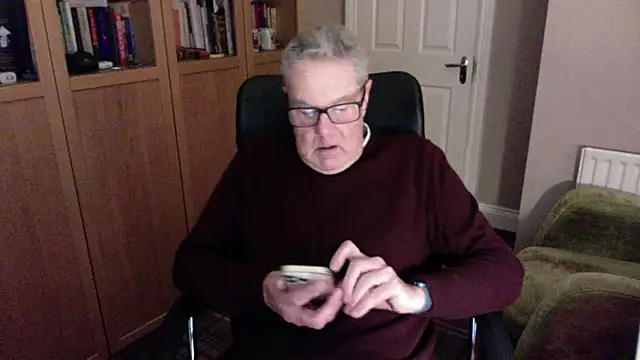 Snapshot of Oldpistolpete chatting on January 14, 2025, 5:56 pm Oldpistolpete online show from January 14, 2025, 5:56 pm