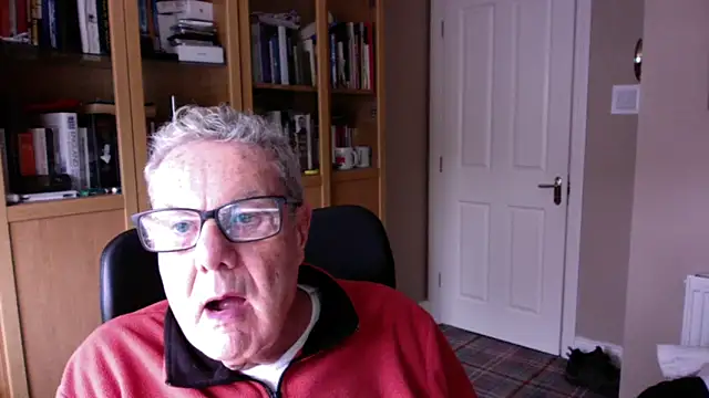 Snapshot of Oldpistolpete chatting on October 30, 2025, 12:03 pm Oldpistolpete online show from October 30, 2025, 12:03 pm