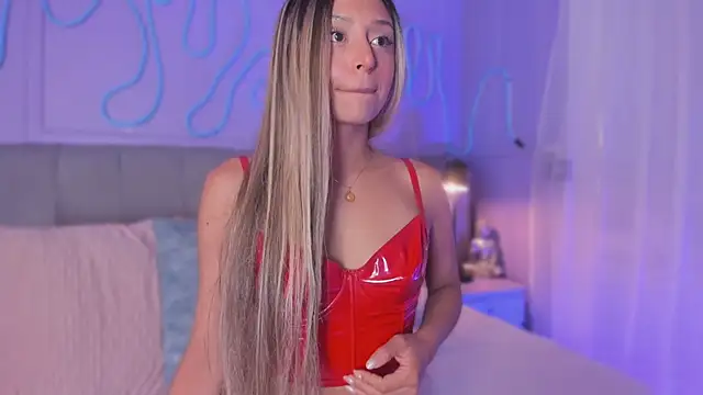 Sofly s online show from October 1, 2025, 11:58 am