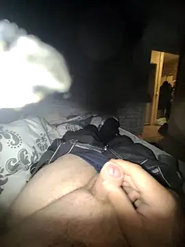 Snapshot of Paul10112 chatting on November 6, 2025, 4:00 pm Paul10112 online show from November 6, 2025, 4:00 pm