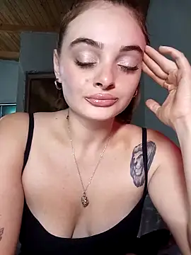 Emmacut online show from April 5, 2026, 4:46 pm