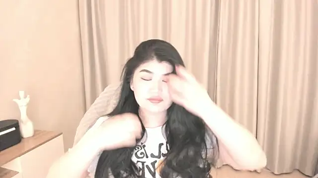 mia lui online show from June 27, 2026, 7:31 pm