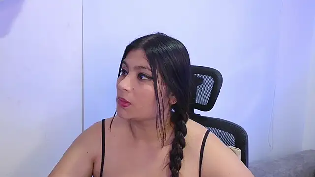 annylouis online show from September 30, 2025, 7:20 pm