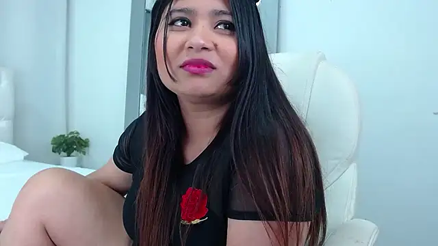 annylouis online show from February 18, 2025, 4:48 am