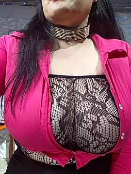 kittyhotass1 online show from October 12, 2025, 10:38 am