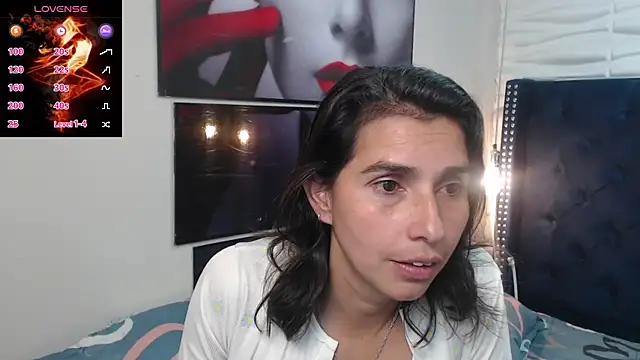 Snapshot of Eva-Williams chatting on February 4, 2025, 9:20 pm Eva-Williams online show from February 4, 2025, 9:20 pm