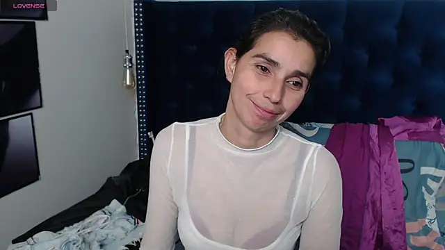 Snapshot of Eva-Williams chatting on February 24, 2025, 2:30 am Eva-Williams online show from February 24, 2025, 2:30 am