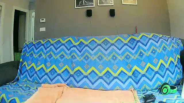 Snapshot of txan9876 chatting on October 1, 2025, 3:55 am txan9876 online show from October 1, 2025, 3:55 am