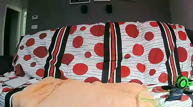 Snapshot of txan9876 chatting on January 25, 2025, 9:14 pm txan9876 online show from January 25, 2025, 9:14 pm