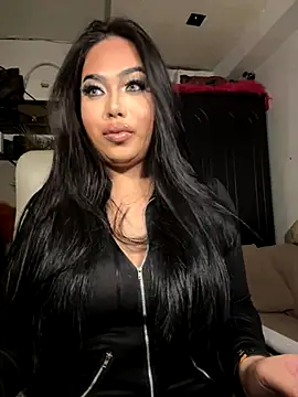 BigDominaMia online show from October 26, 2025, 2:12 am